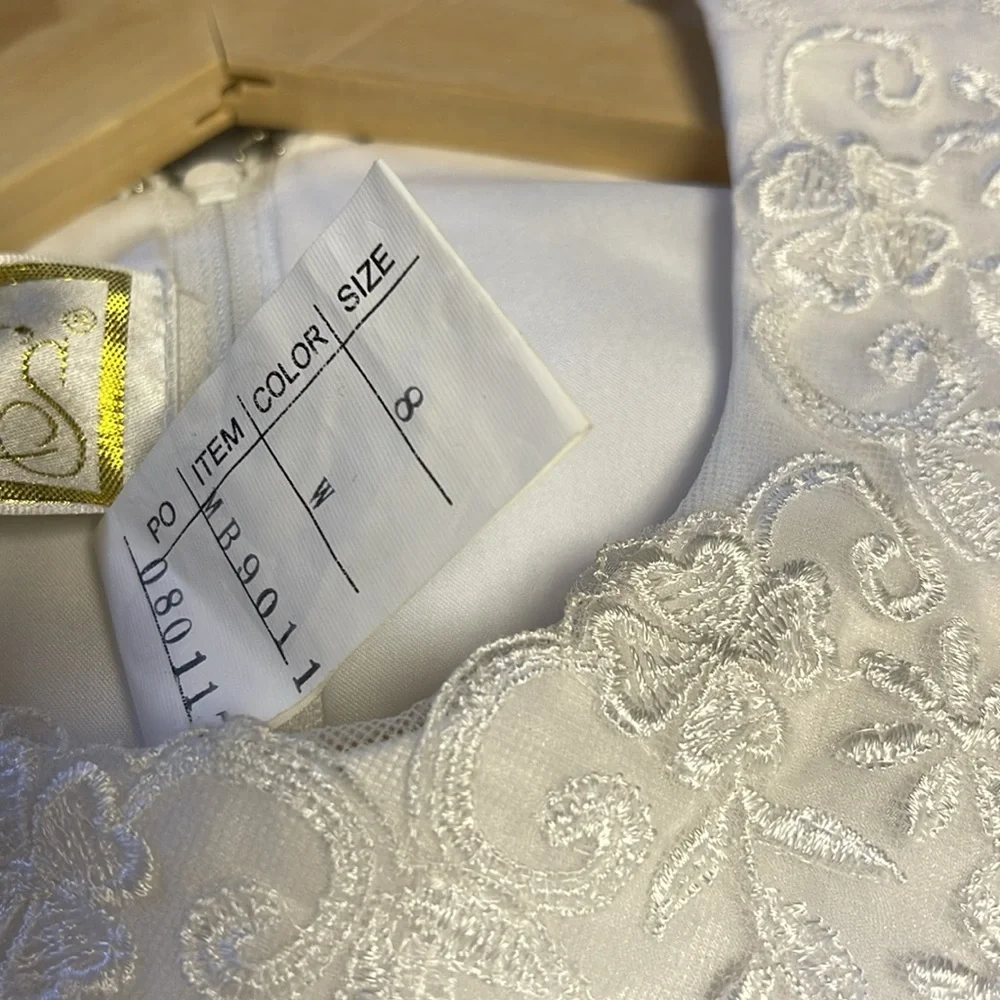 Elegant White Lace Kids Dress size 8 - Picture 6 of 6